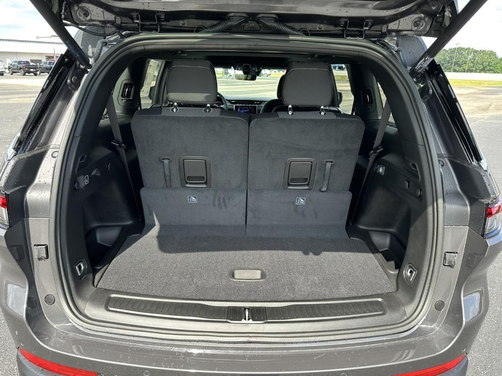 new 2025 Jeep Grand Cherokee L car, priced at $41,085