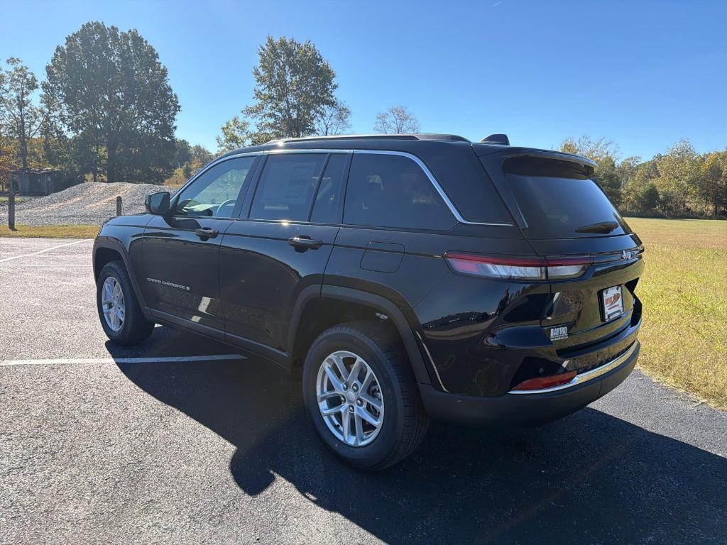 new 2025 Jeep Grand Cherokee car, priced at $32,547