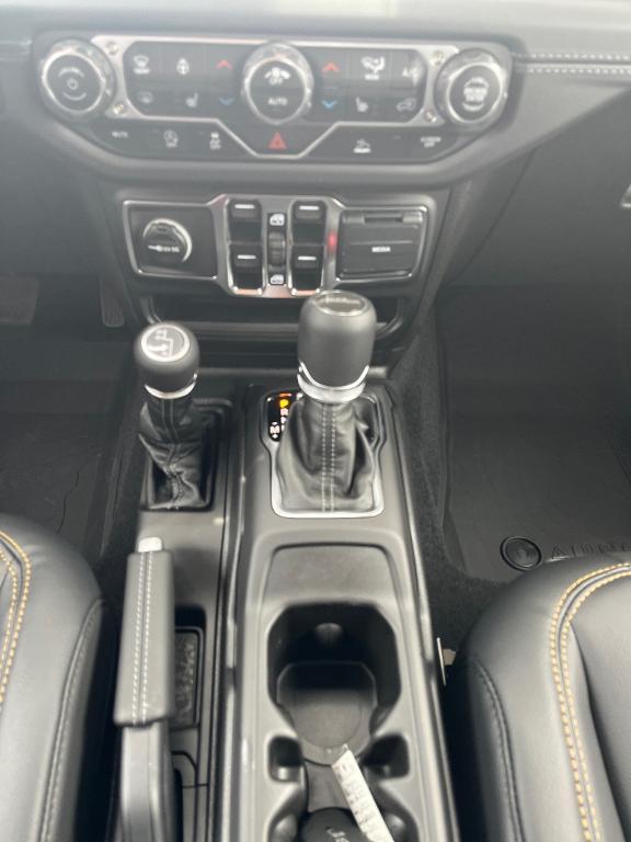 new 2025 Jeep Gladiator car, priced at $50,528
