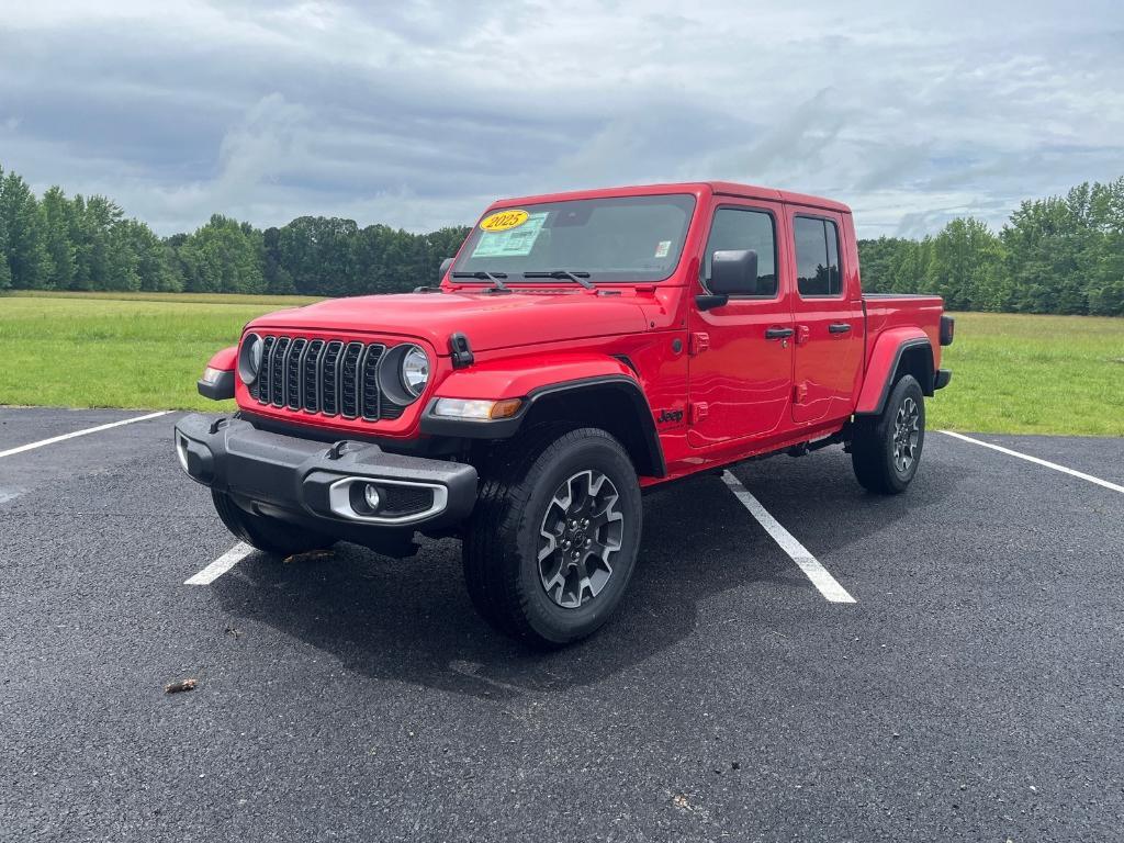 new 2025 Jeep Gladiator car, priced at $51,278