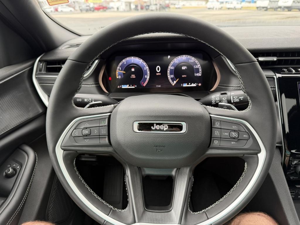 new 2025 Jeep Grand Cherokee L car, priced at $40,643