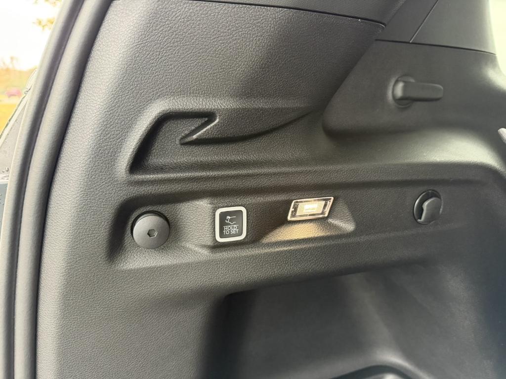 new 2025 Jeep Grand Cherokee L car, priced at $40,643