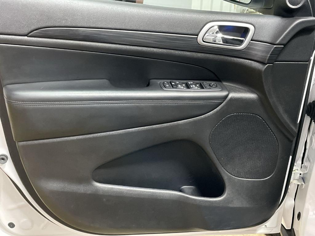 used 2020 Jeep Grand Cherokee car, priced at $25,825