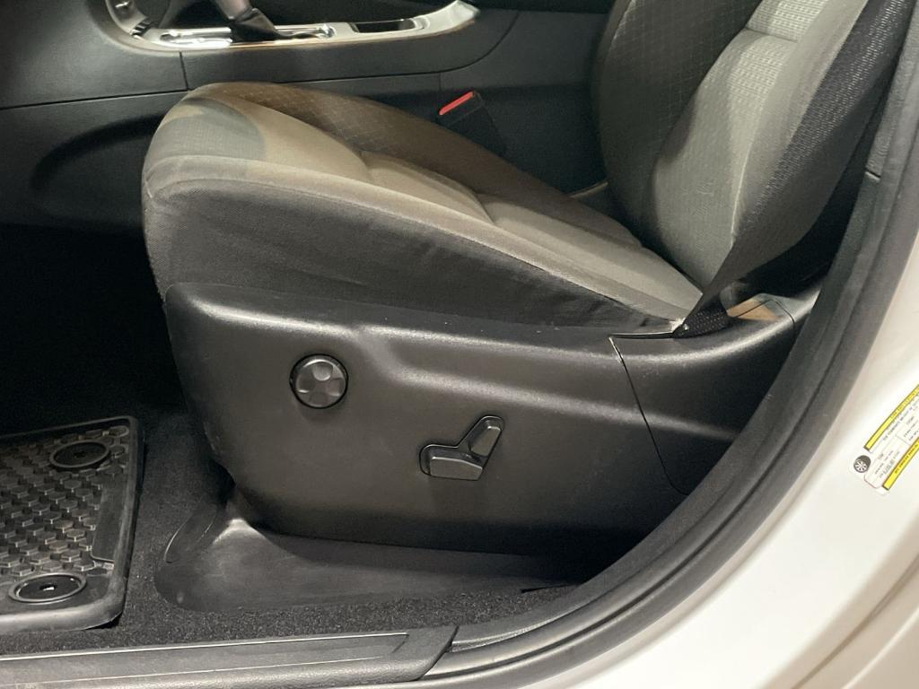 used 2020 Jeep Grand Cherokee car, priced at $25,825