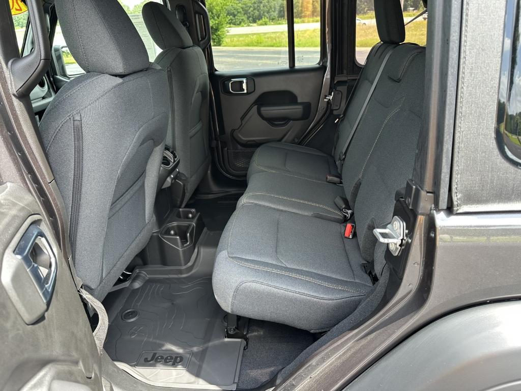 new 2025 Jeep Wrangler car, priced at $40,619