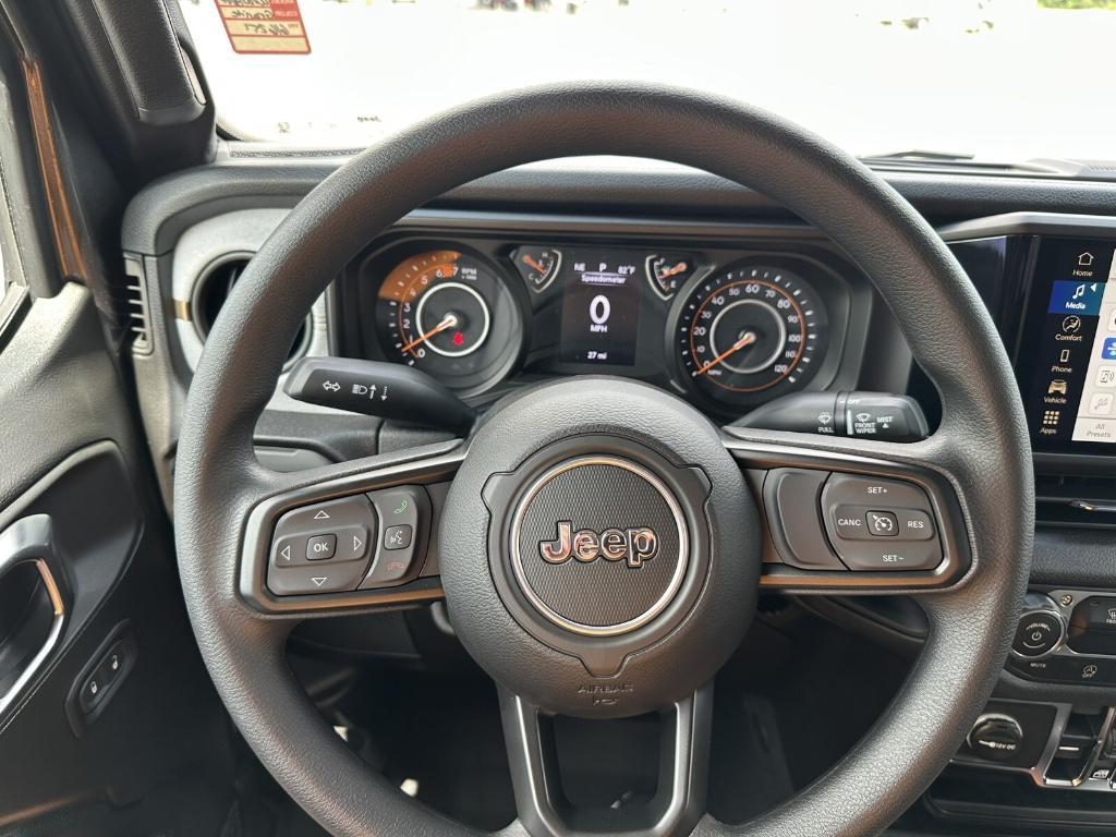 new 2025 Jeep Wrangler car, priced at $40,619