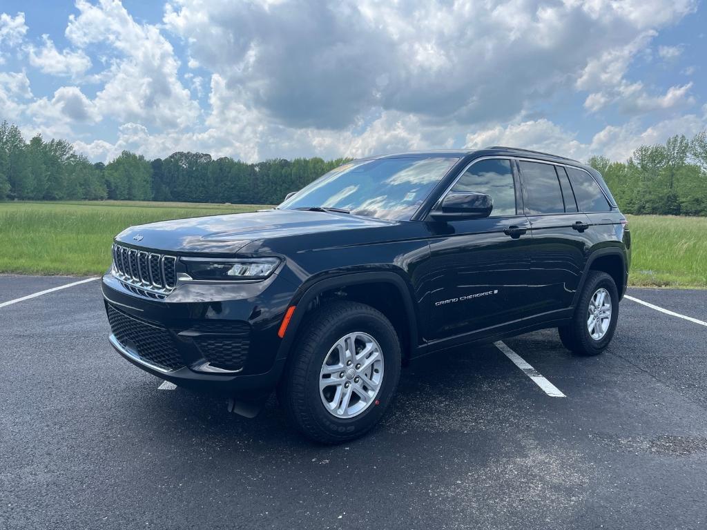 new 2025 Jeep Grand Cherokee car, priced at $36,386