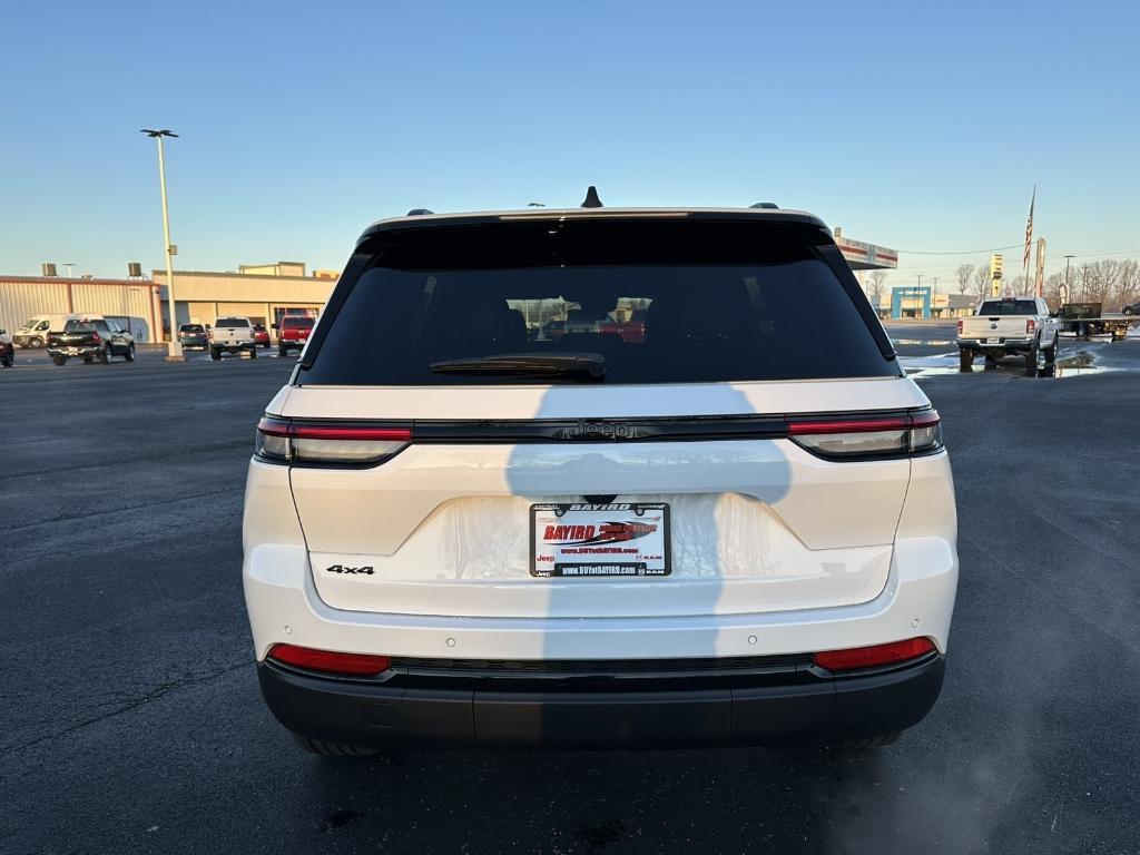 new 2025 Jeep Grand Cherokee car, priced at $43,580