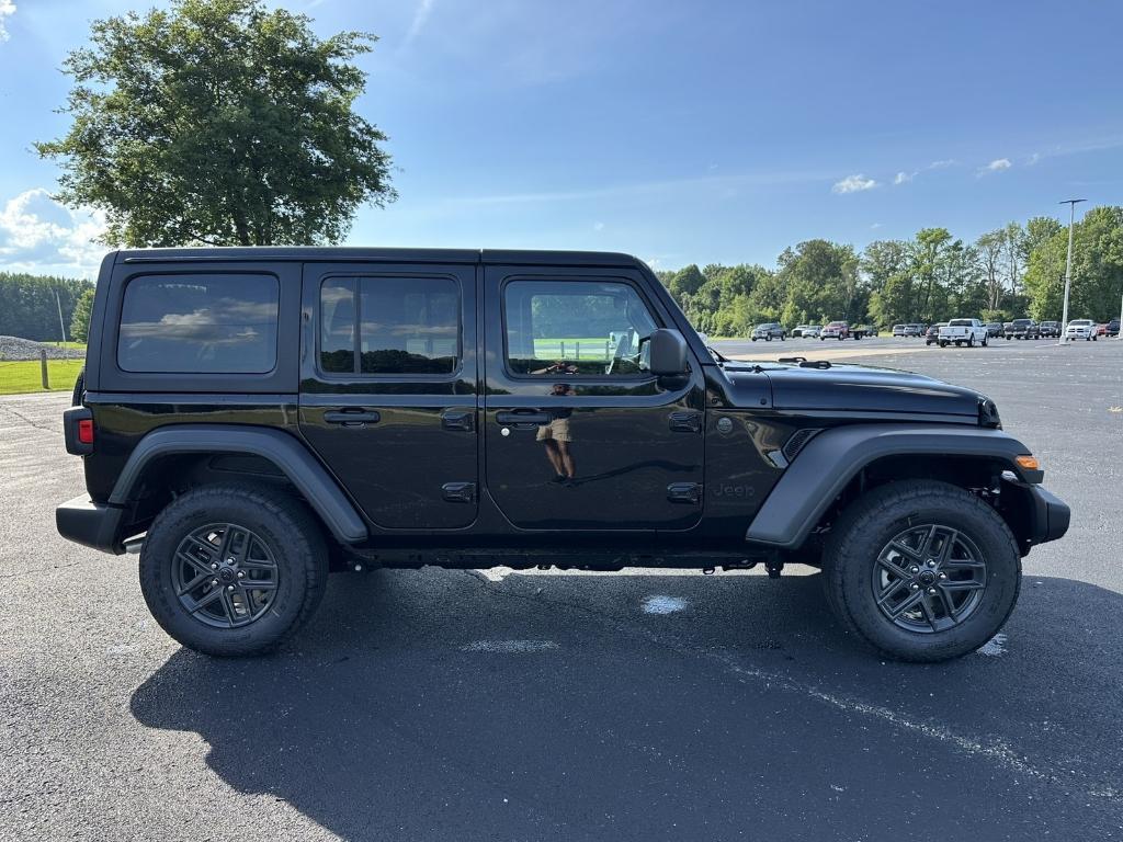 new 2025 Jeep Wrangler car, priced at $48,068