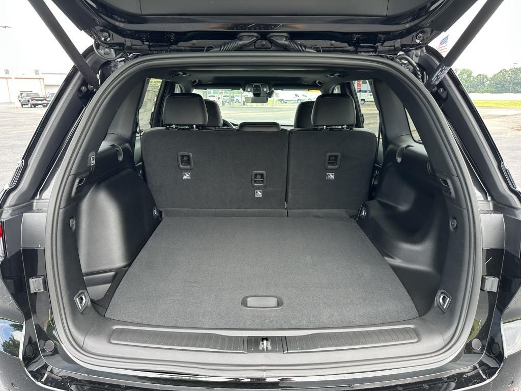 new 2025 Jeep Grand Cherokee car, priced at $43,355