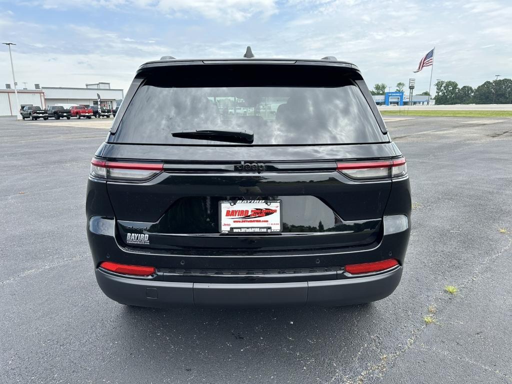 new 2025 Jeep Grand Cherokee car, priced at $43,355