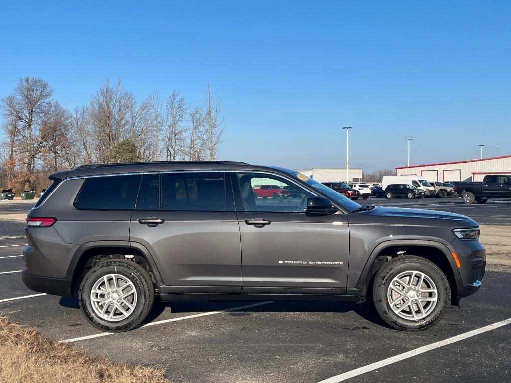 new 2025 Jeep Grand Cherokee L car, priced at $37,925