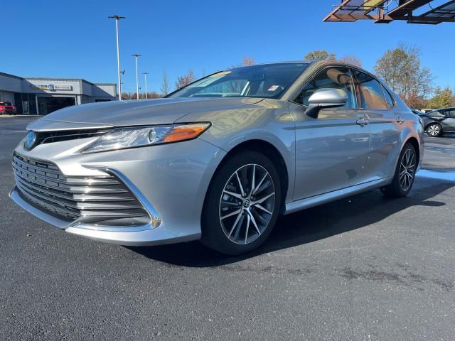 used 2023 Toyota Camry Hybrid car, priced at $32,633