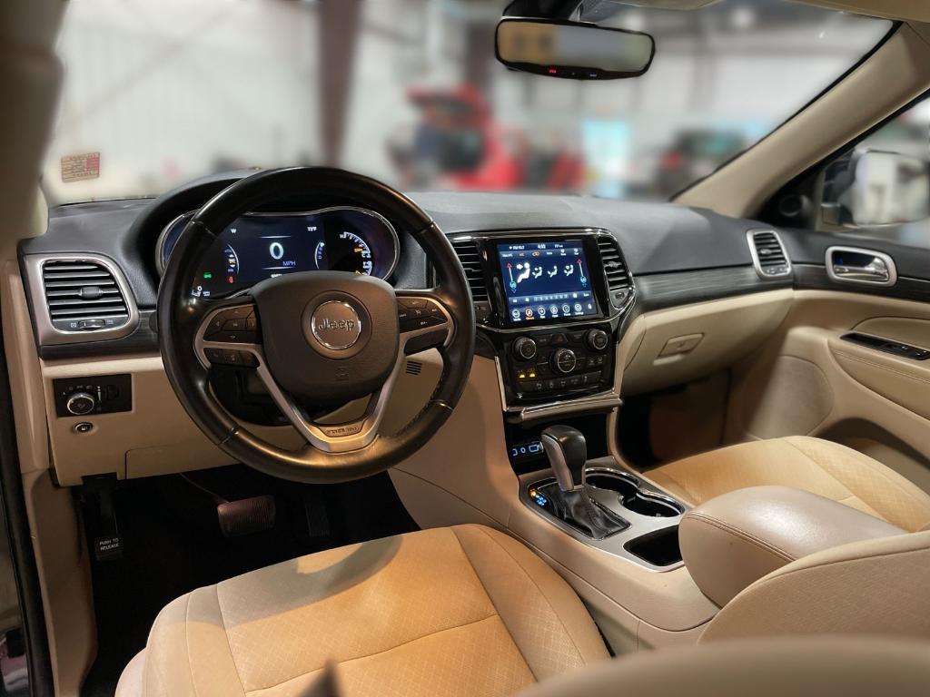 used 2022 Jeep Grand Cherokee WK car, priced at $25,999