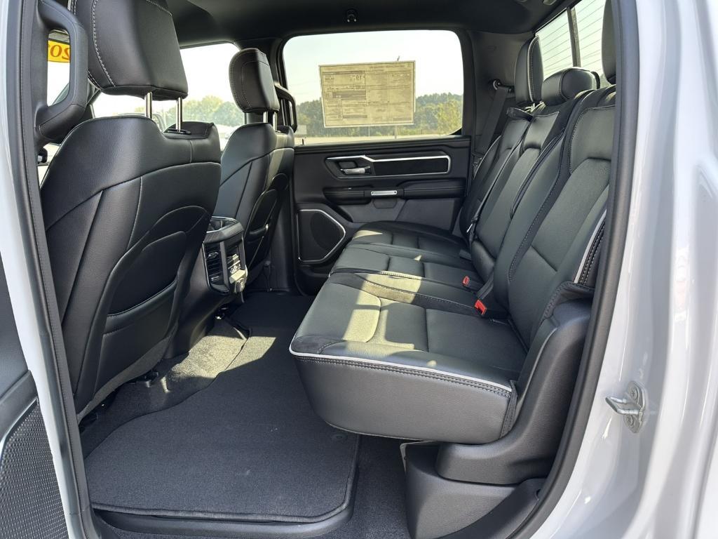 new 2025 Ram 1500 car