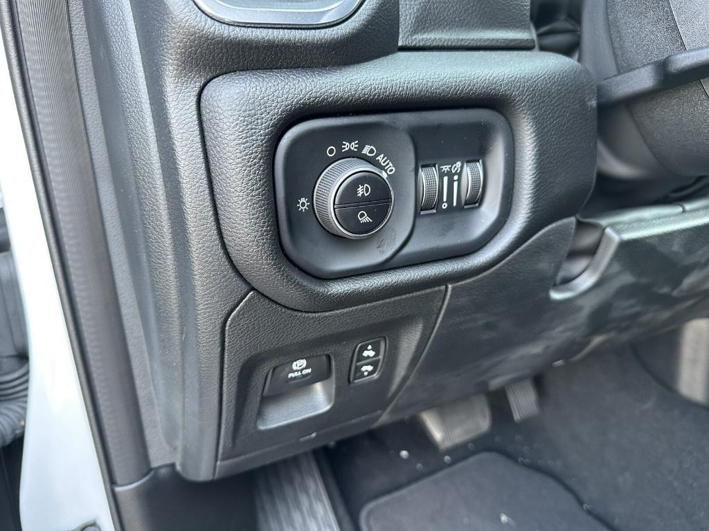 new 2025 Ram 1500 car