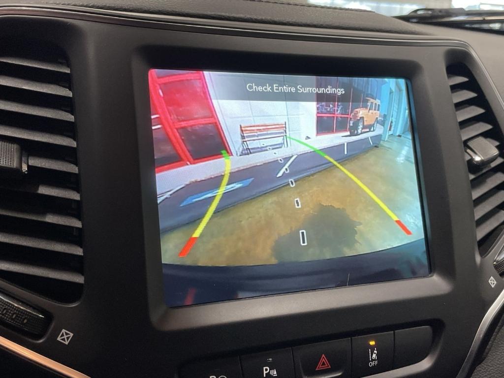 used 2023 Jeep Cherokee car, priced at $26,492