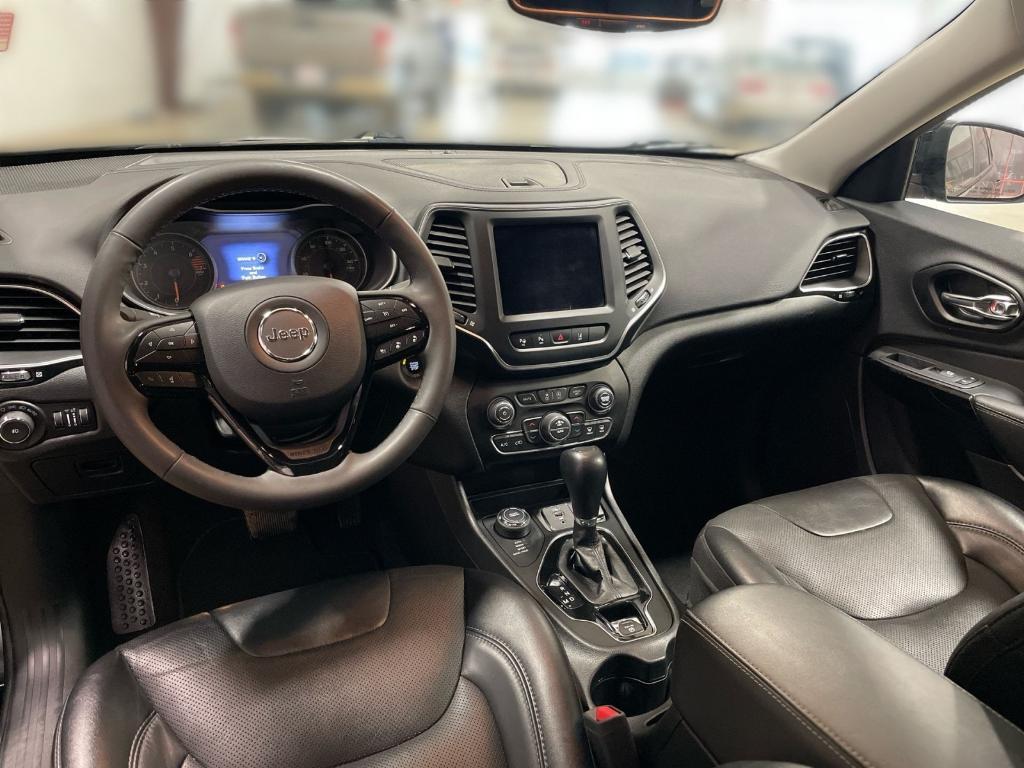 used 2023 Jeep Cherokee car, priced at $26,492