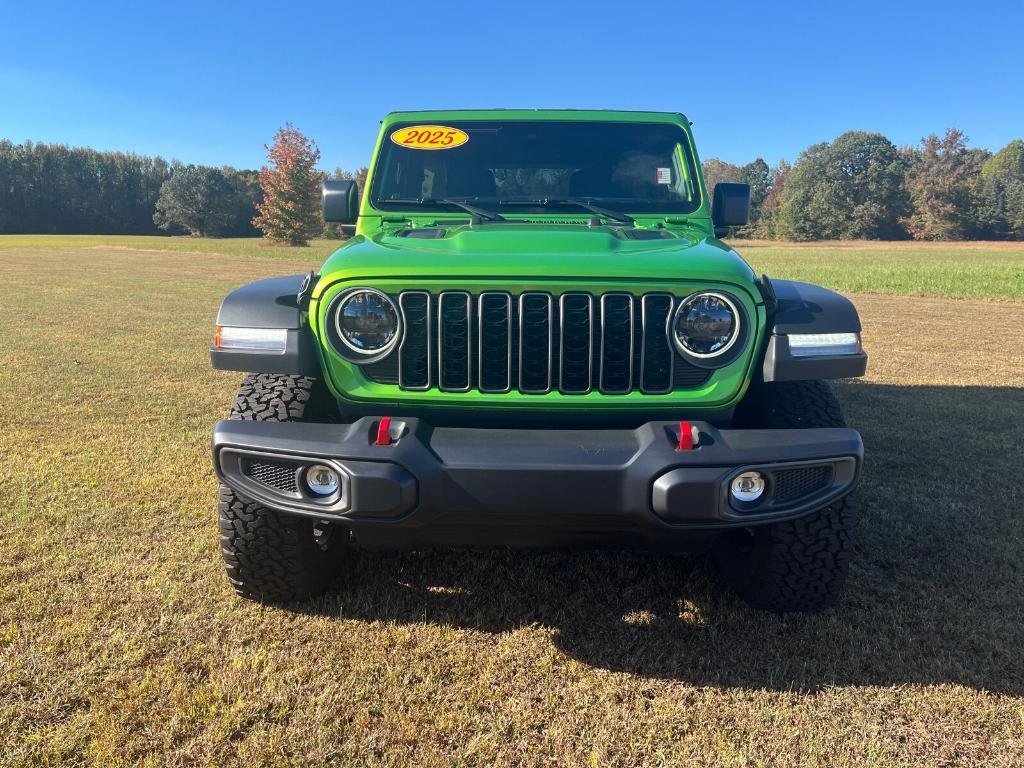 new 2025 Jeep Wrangler car