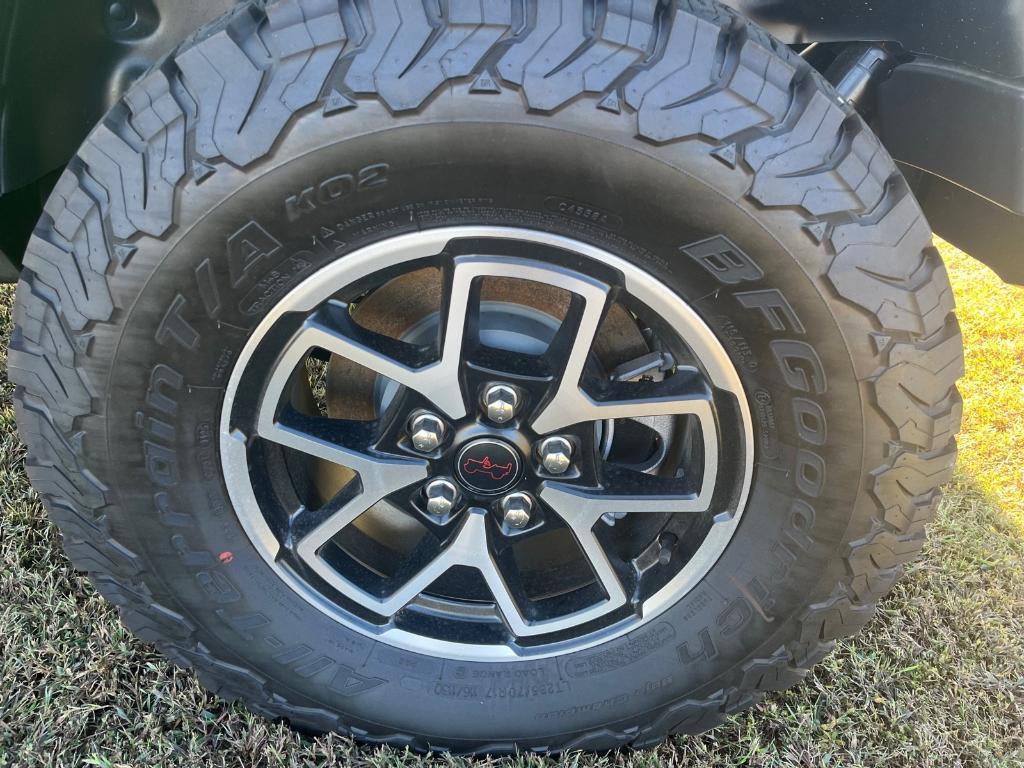 new 2025 Jeep Wrangler car