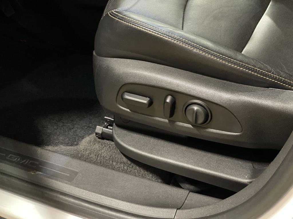 used 2020 GMC Terrain car, priced at $24,309
