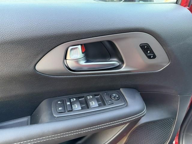 new 2026 Chrysler Pacifica car, priced at $42,185