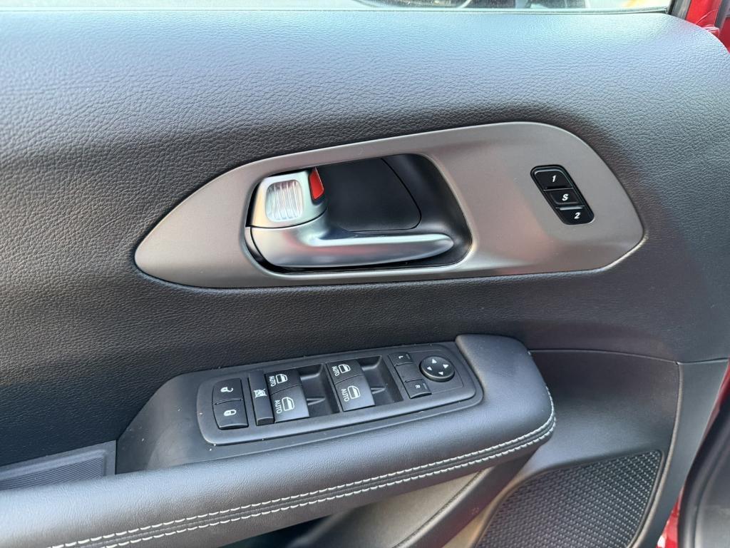 new 2026 Chrysler Pacifica car, priced at $40,935