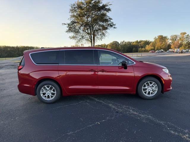 new 2026 Chrysler Pacifica car, priced at $42,185