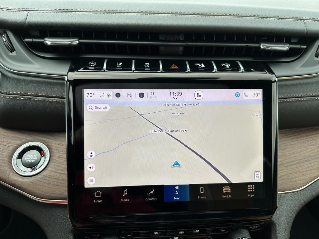 new 2025 Jeep Grand Cherokee L car, priced at $59,386