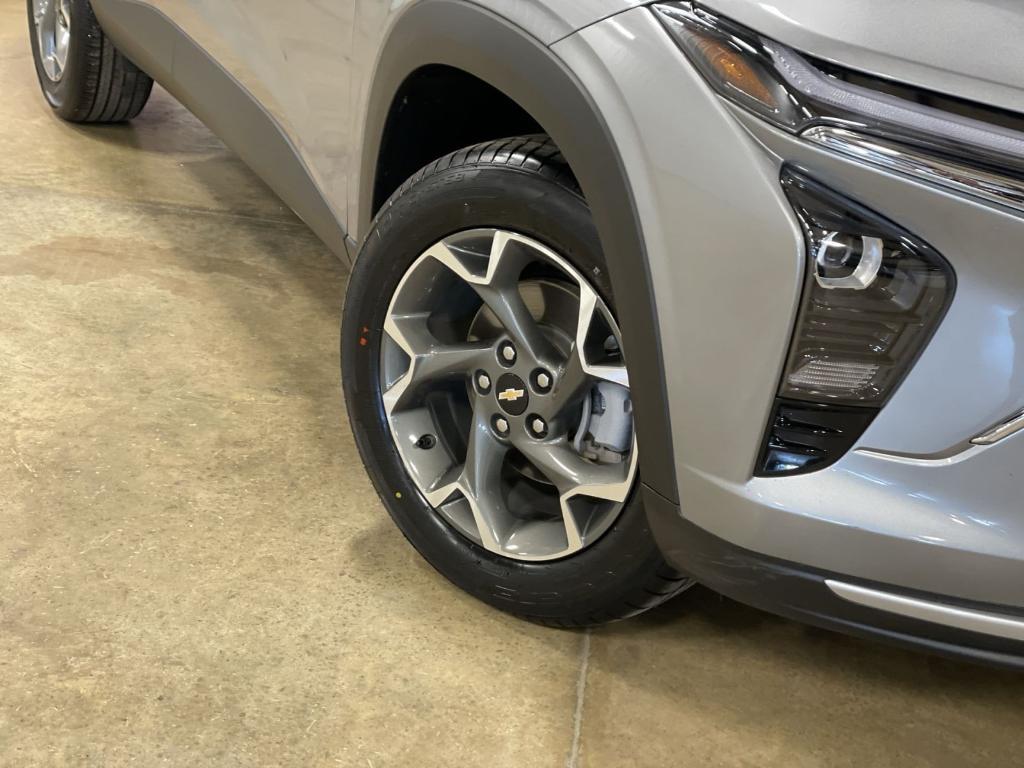 used 2024 Chevrolet Trax car, priced at $26,011