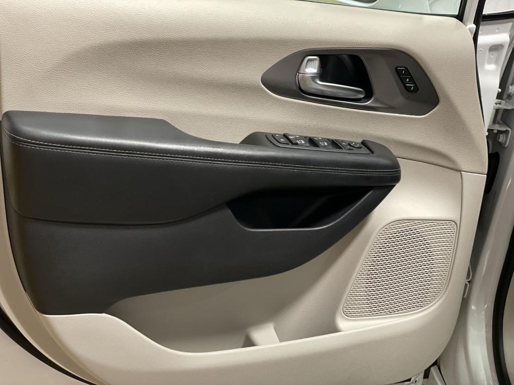 used 2019 Chrysler Pacifica car, priced at $21,997