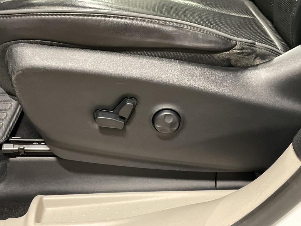 used 2019 Chrysler Pacifica car, priced at $21,997