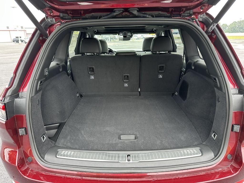 new 2025 Jeep Grand Cherokee car, priced at $56,066