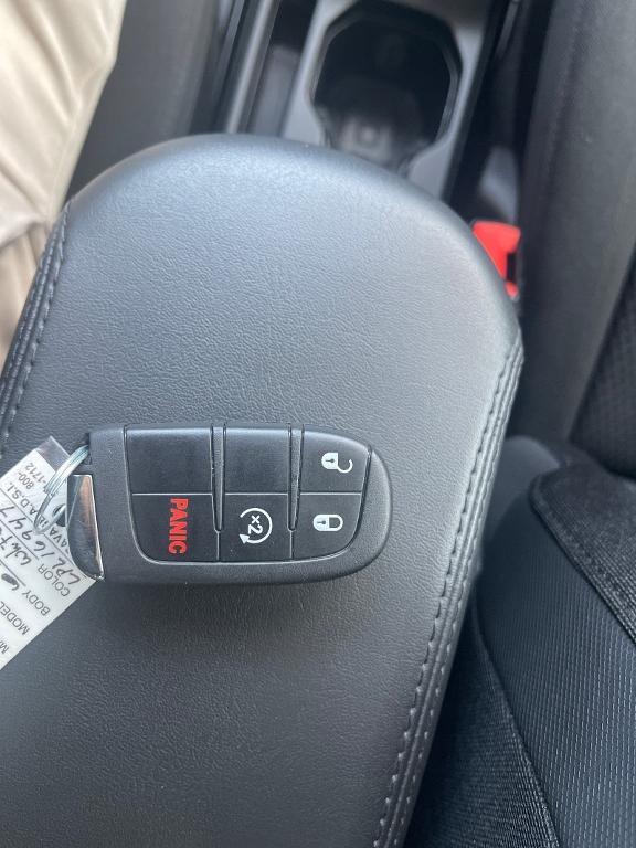 used 2020 Jeep Renegade car, priced at $22,242