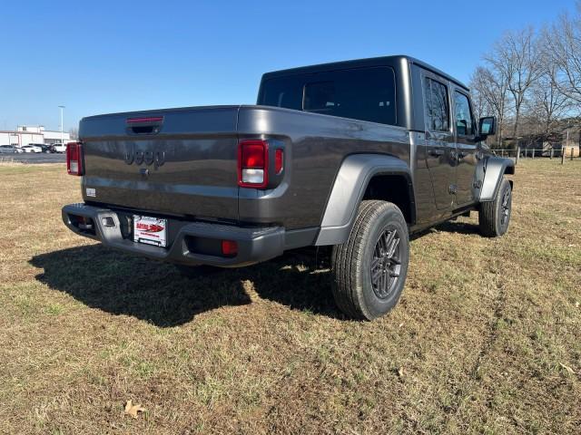 new 2025 Jeep Gladiator car, priced at $41,133