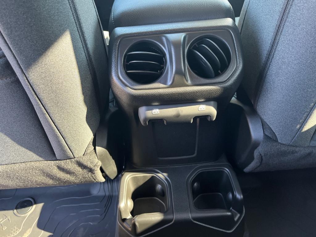 new 2025 Jeep Gladiator car, priced at $41,436