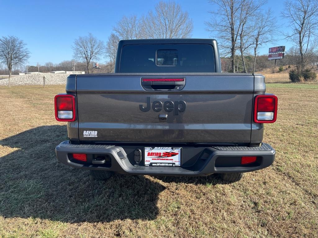 new 2025 Jeep Gladiator car, priced at $41,436
