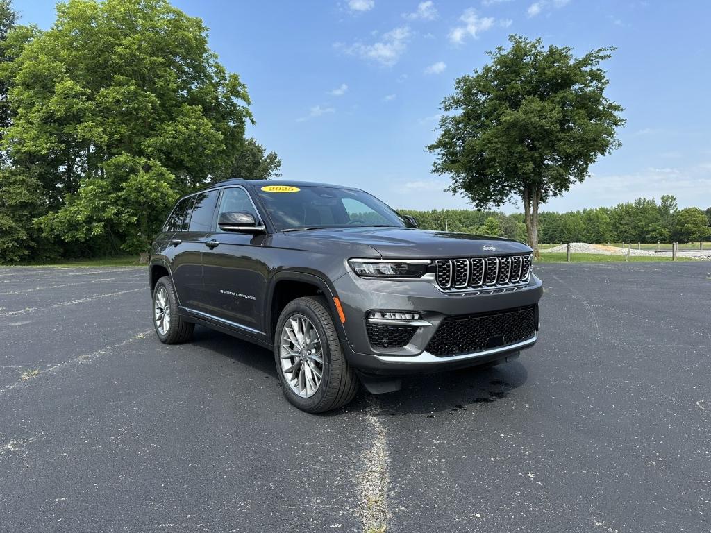 new 2025 Jeep Grand Cherokee car, priced at $56,525