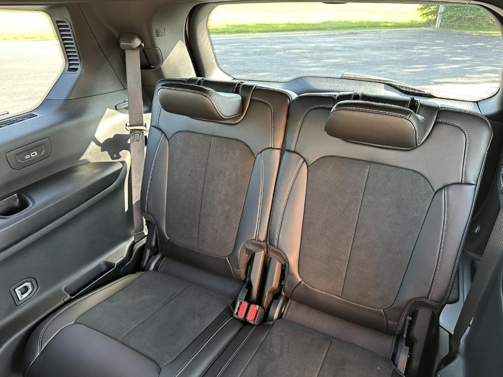 new 2025 Jeep Grand Cherokee L car, priced at $44,559