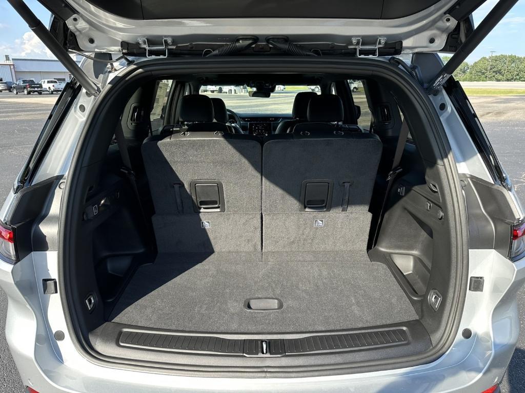 new 2025 Jeep Grand Cherokee L car, priced at $44,559