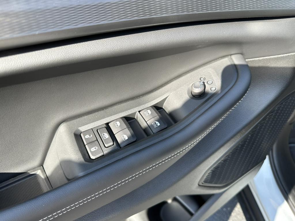 new 2025 Jeep Grand Cherokee L car, priced at $44,741