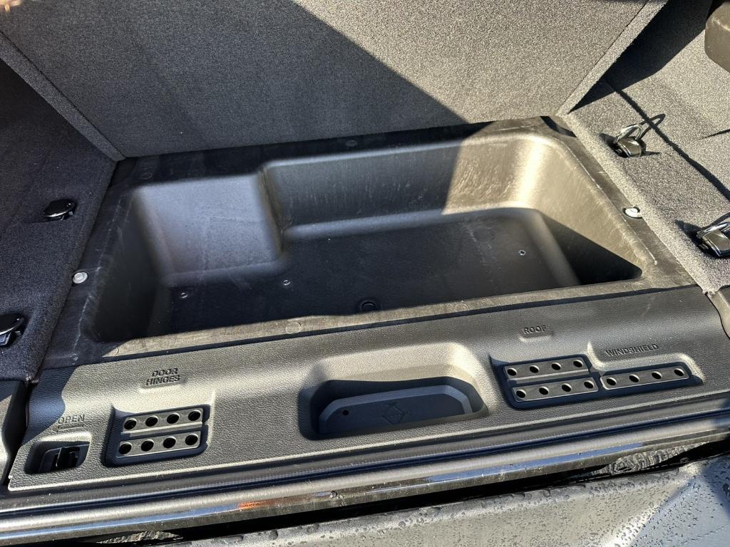 new 2025 Jeep Wrangler car, priced at $40,273