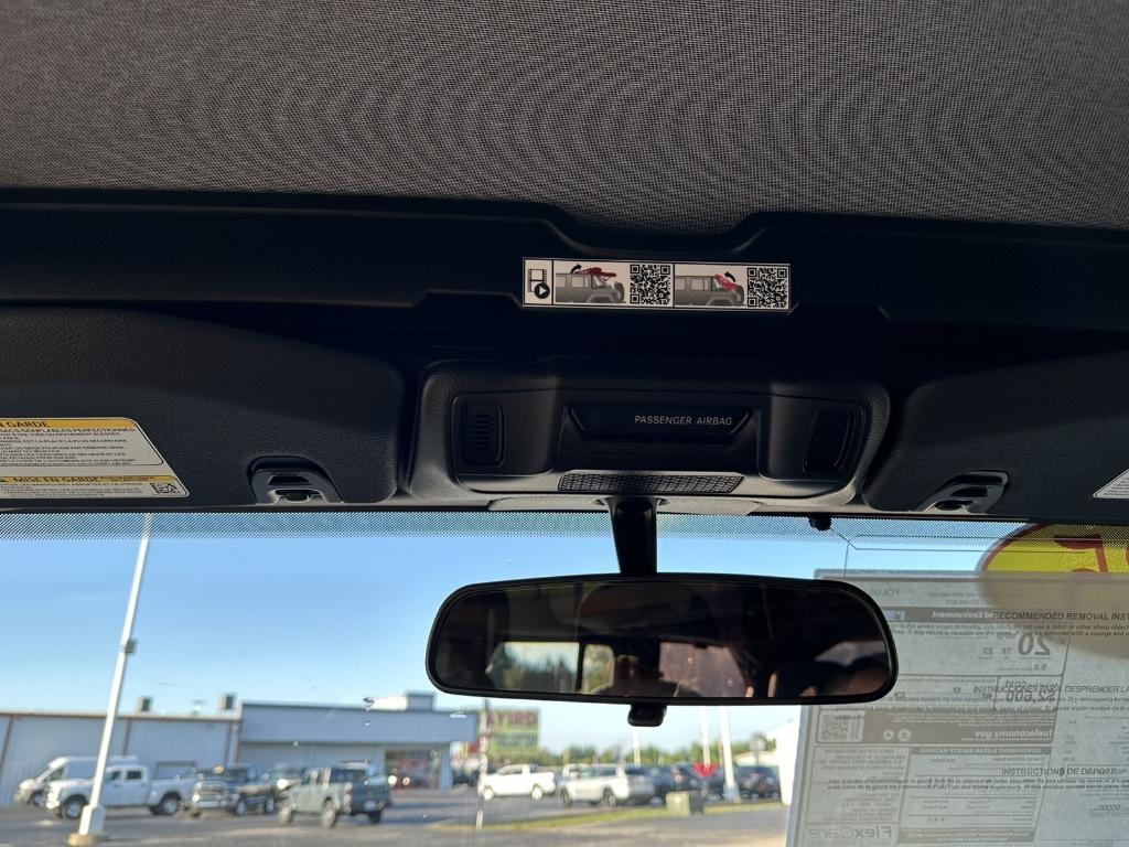 new 2025 Jeep Wrangler car, priced at $40,273
