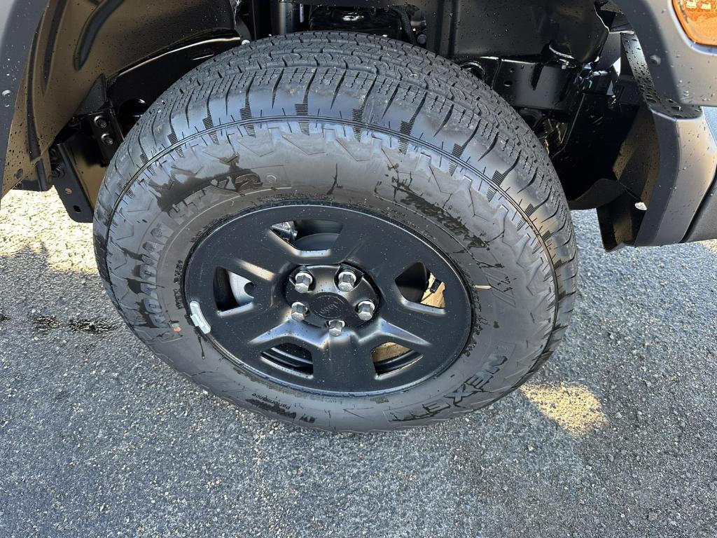 new 2025 Jeep Wrangler car, priced at $40,273