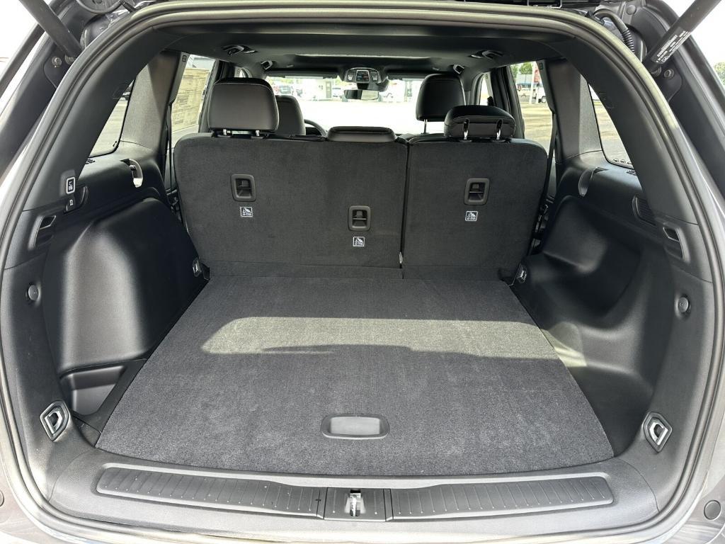 new 2025 Jeep Grand Cherokee car, priced at $43,355