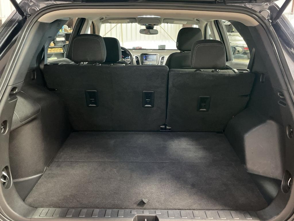 used 2022 Chevrolet Equinox car, priced at $19,400