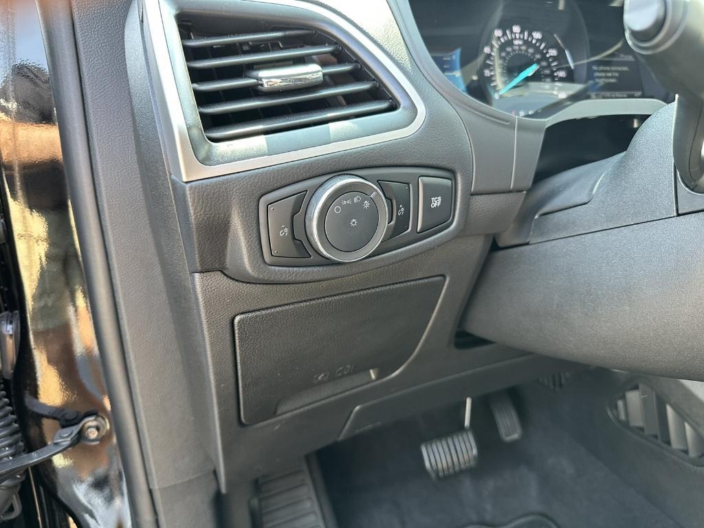 used 2024 Ford Edge car, priced at $32,167