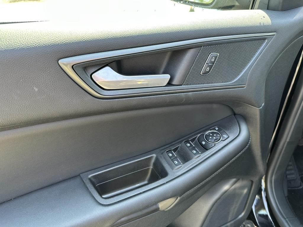 used 2024 Ford Edge car, priced at $32,167