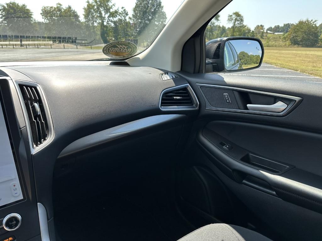 used 2024 Ford Edge car, priced at $32,167