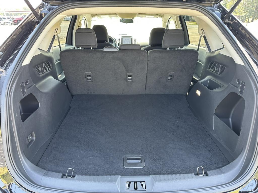 used 2024 Ford Edge car, priced at $32,167